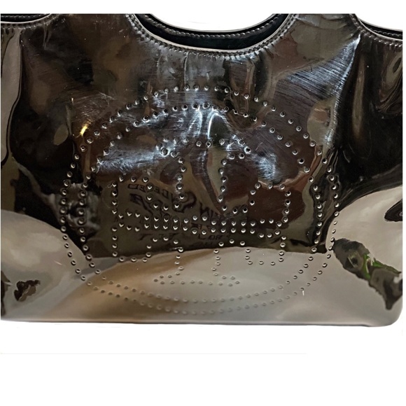 Tory Burch Black “Bombe” Patent Leather Bag - Picture 3 of 14